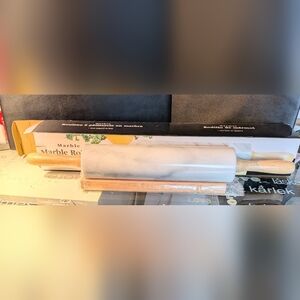 Black and White Marble Rolling Pin With Wood Base. New In Box Very Heavy